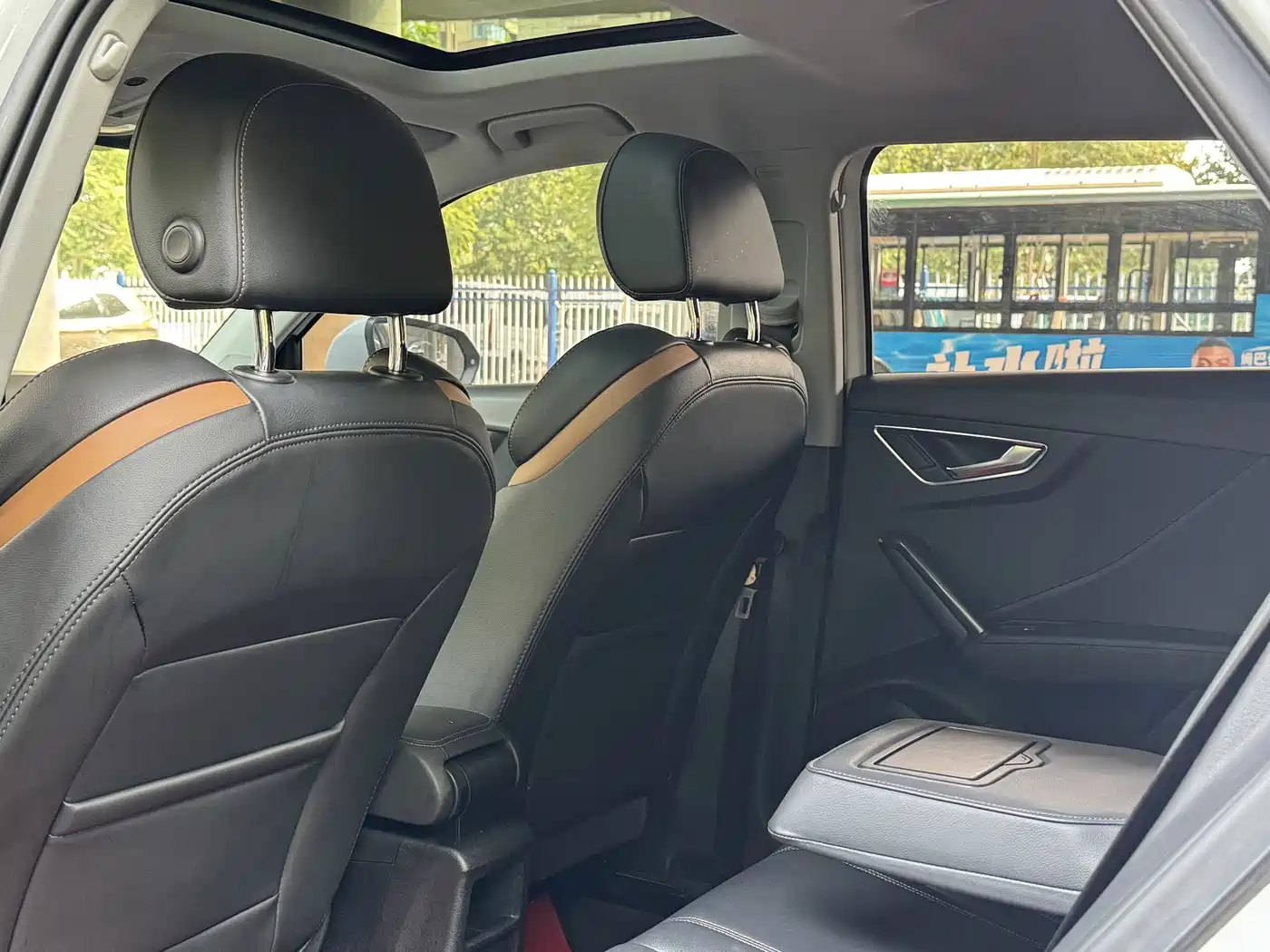 Фото 10 - Audi Q2L
