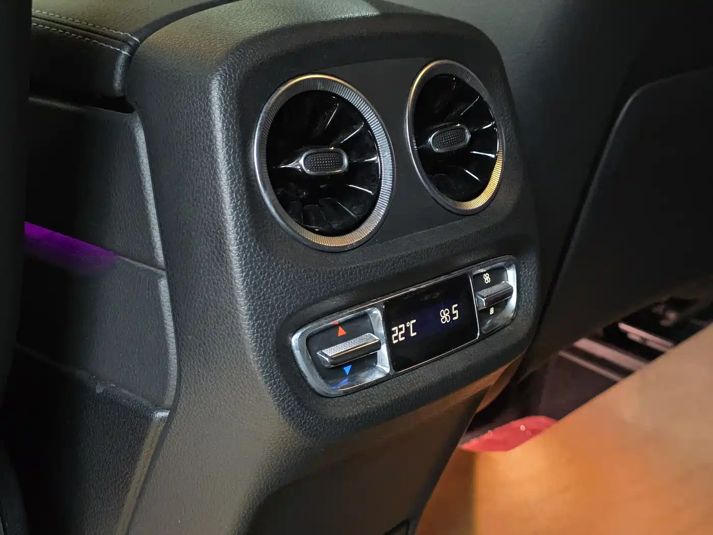 Mercedes-Benz G-Class 2024 G 350 фото 19