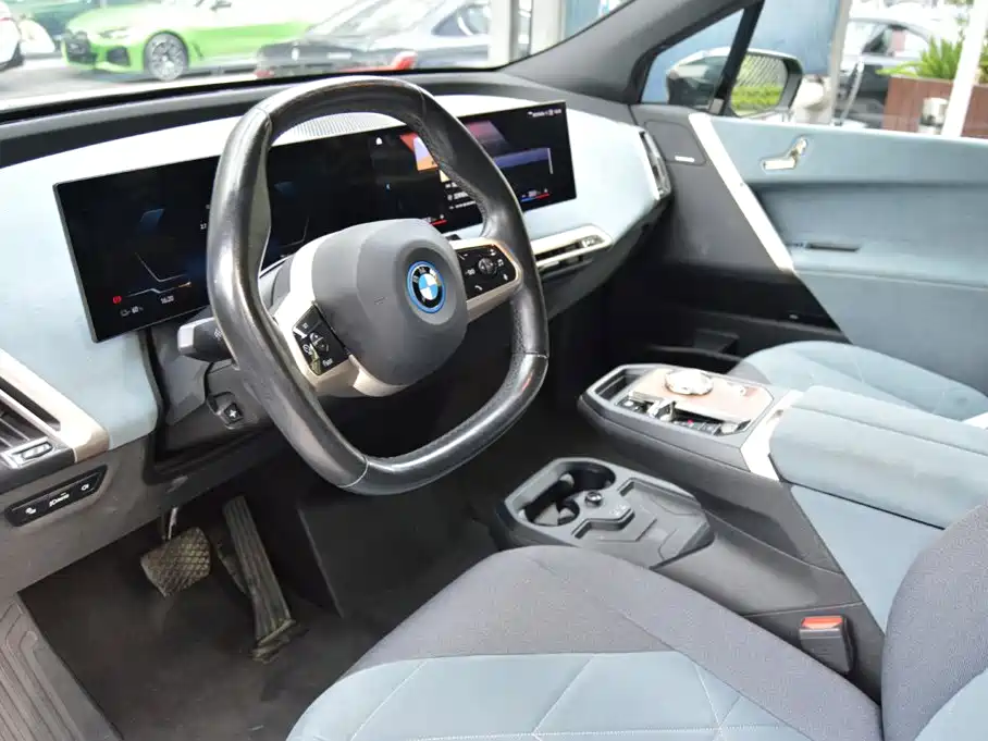 BMW iX 2023 2022 xDrive40