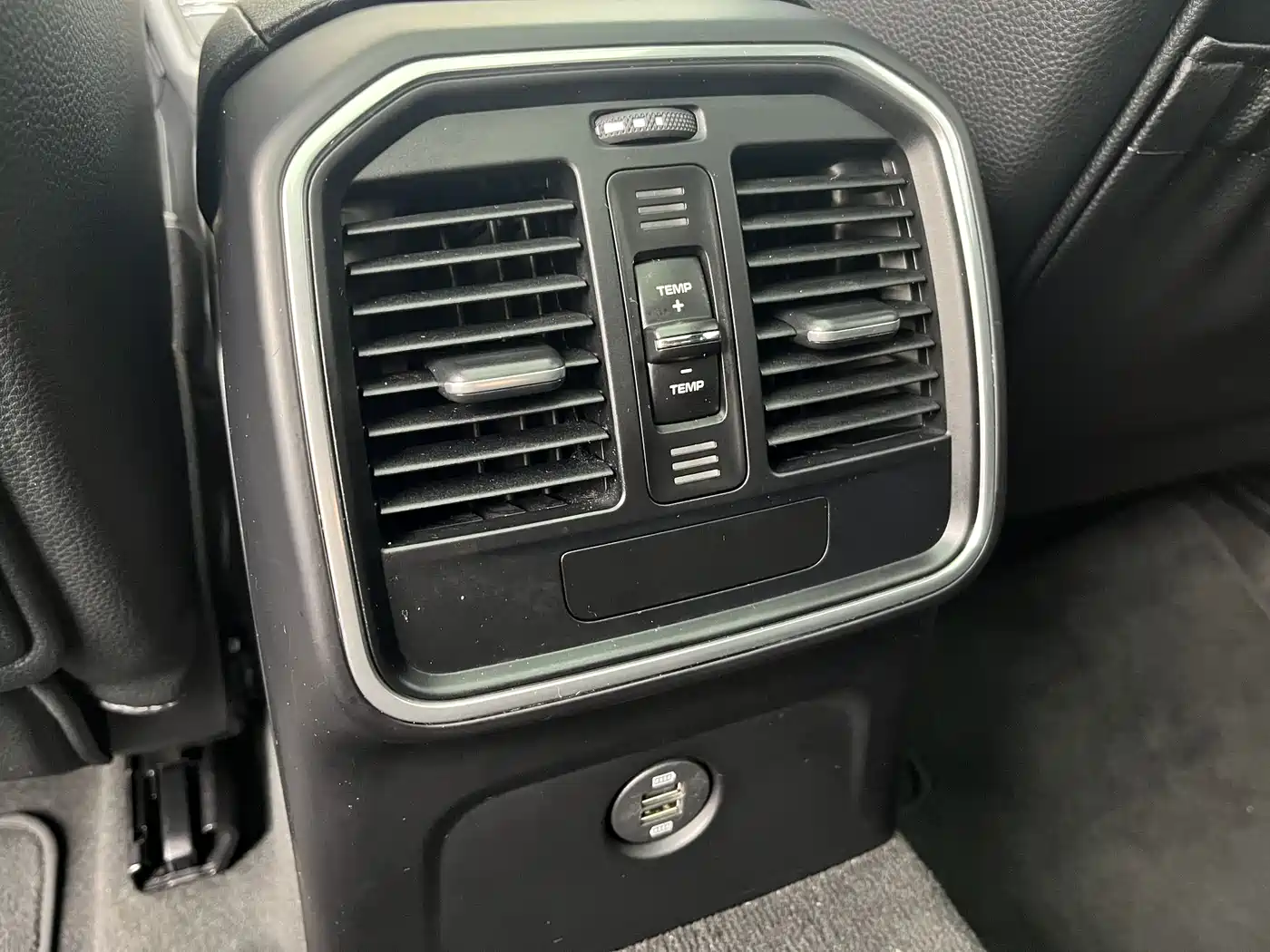 Porsche Macan 2017 Macan 2.0T фото 17