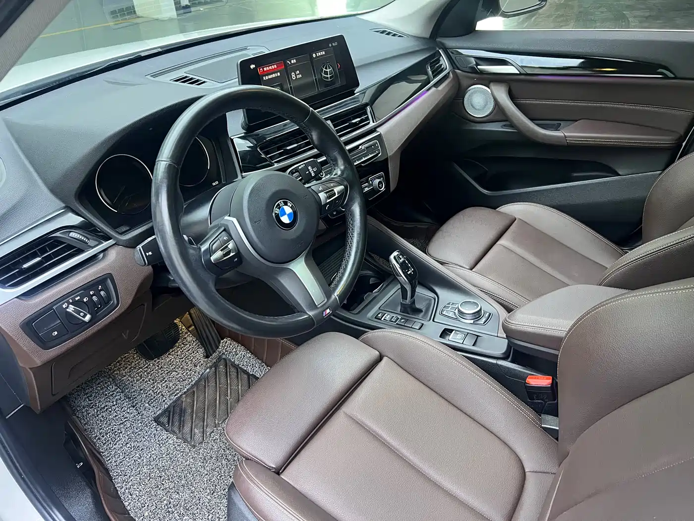 BMW X1 2021 sDrive25Li Leading фото 7