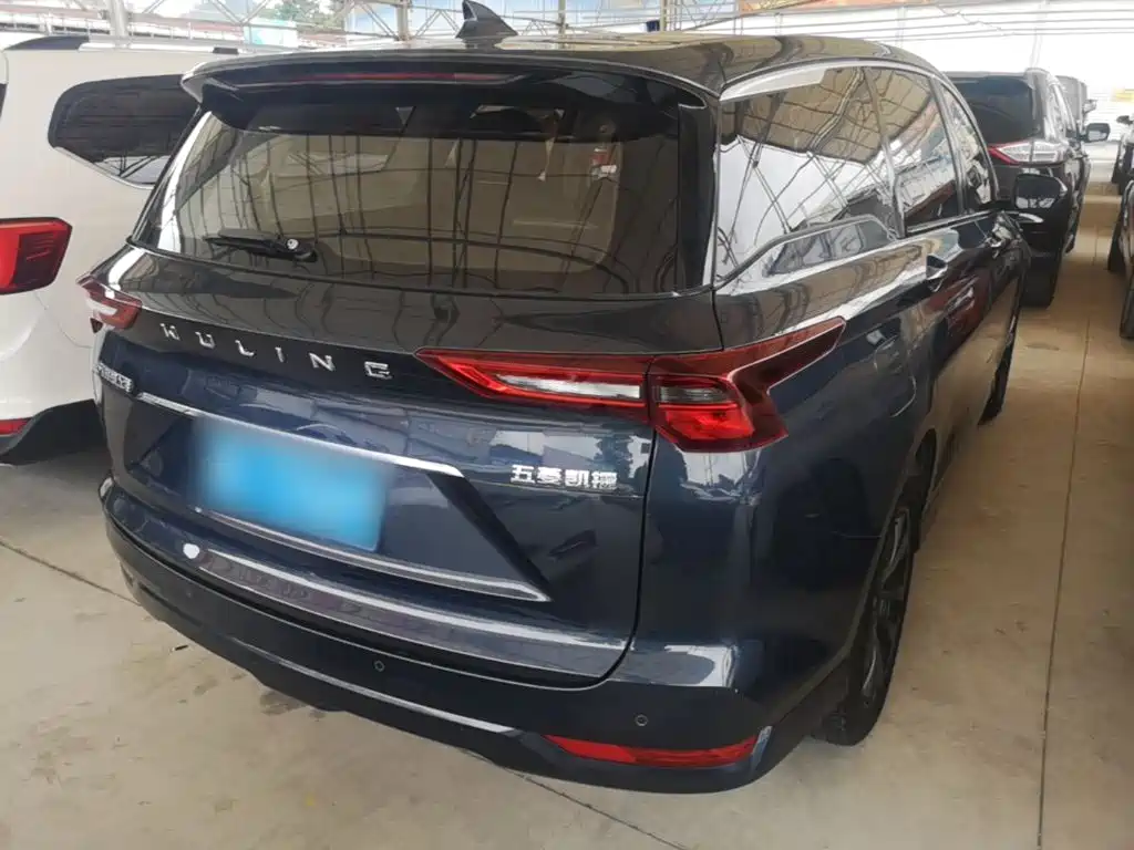 Фото 7 - Wuling Motors Wuling Victory