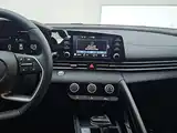 صورة 13 - Hyundai Elantra