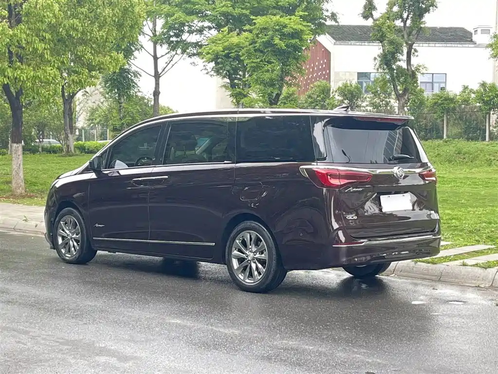 BUICK GL8