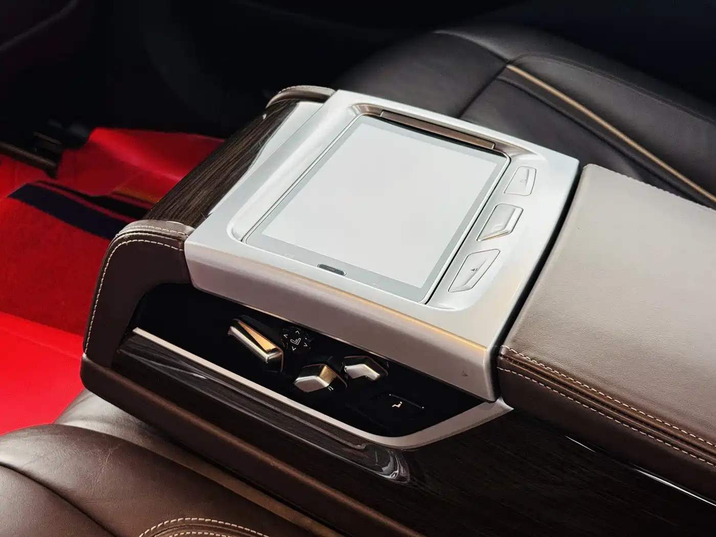 BMW 7 Series 2021 Model 730Li Luxury Package фото 27