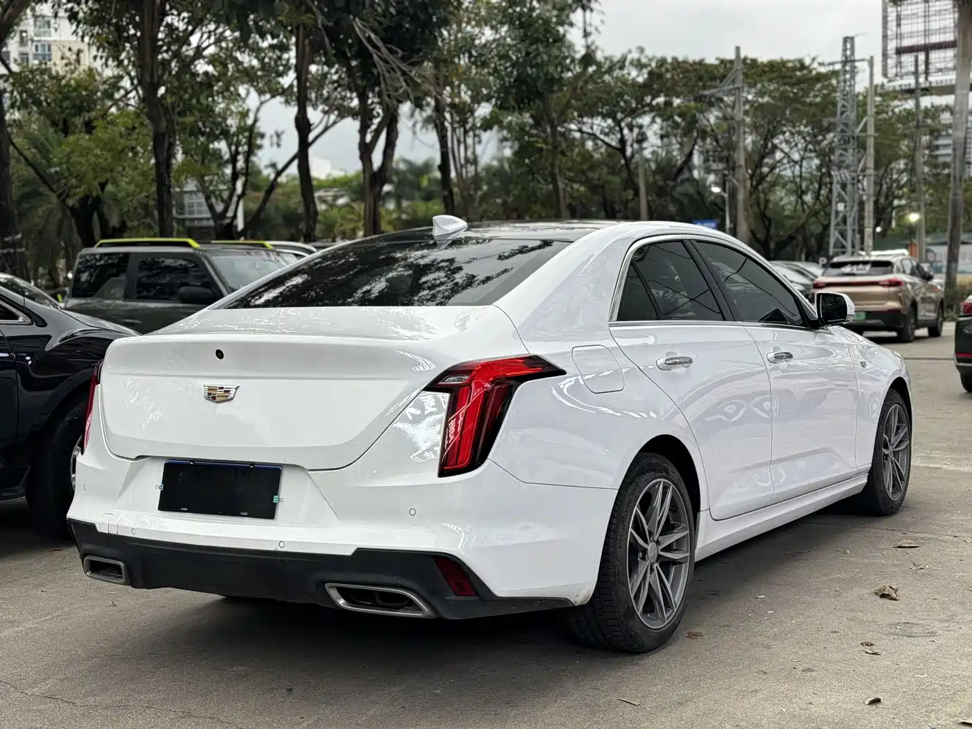 CADILLAC CT4