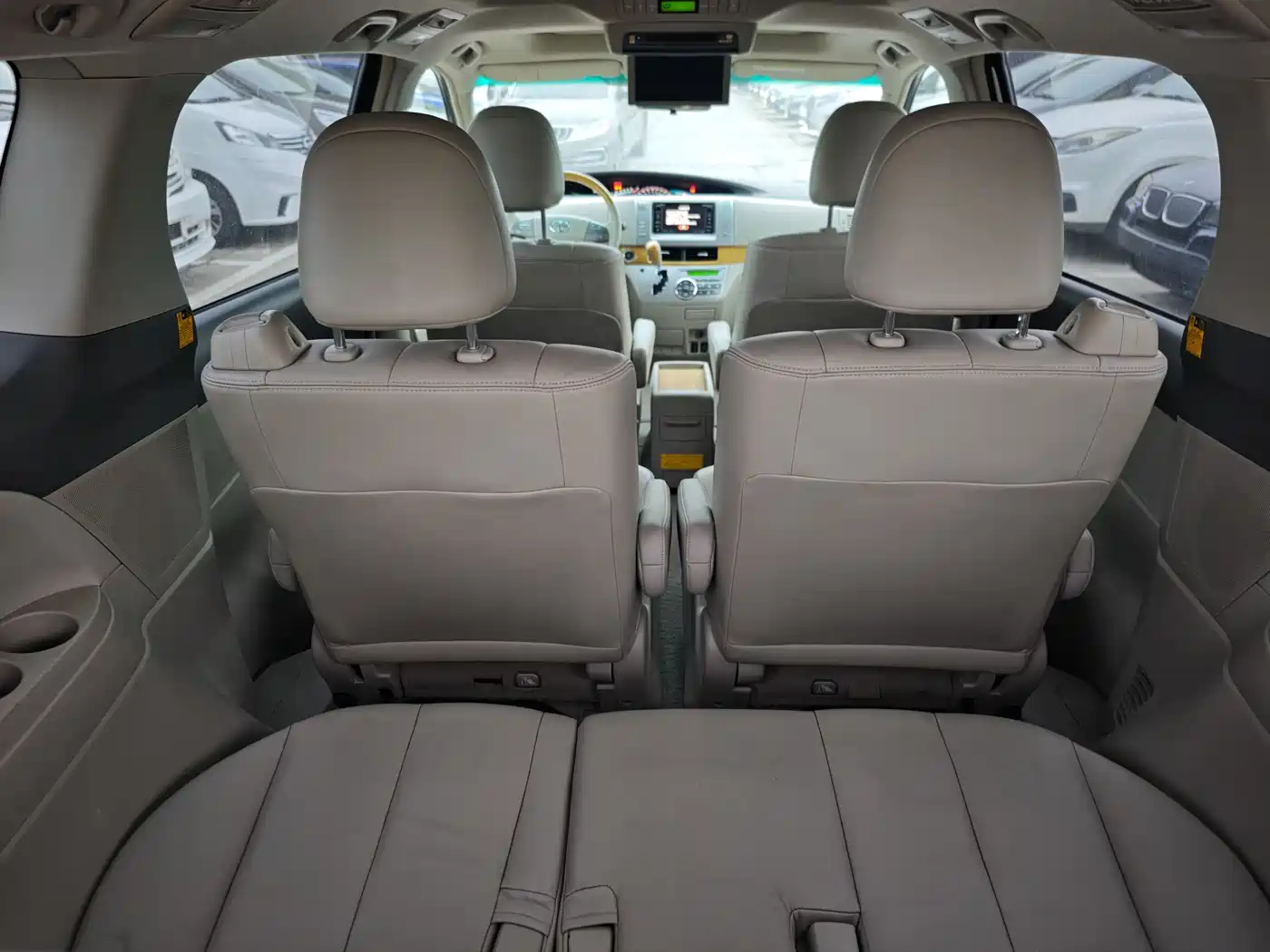 Toyota Previa 2007 3.5L 7-Seater Luxury фото 12