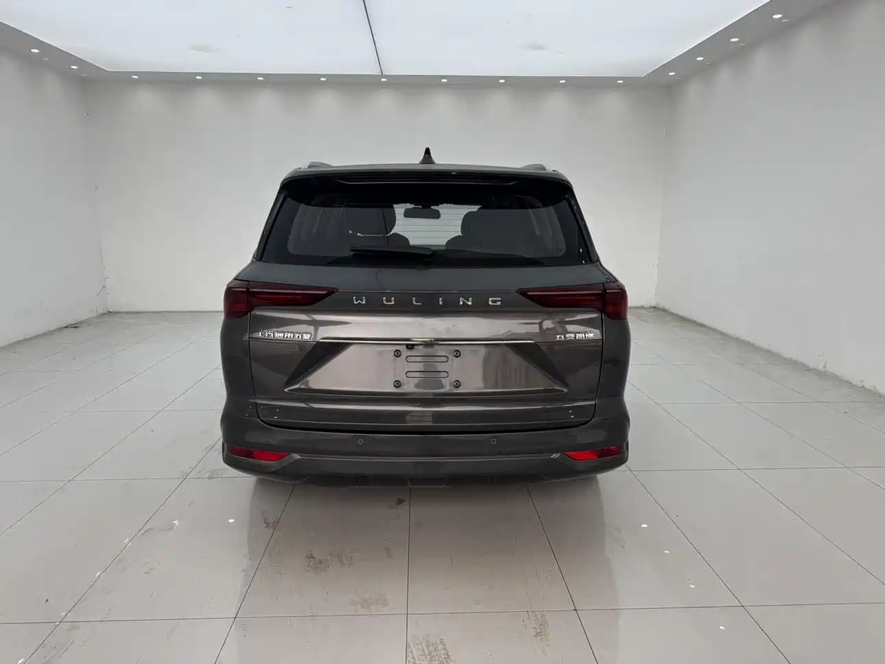 Wuling Motors Wuling Victory 2021 2020 1.5T CVT Flagship Business Class