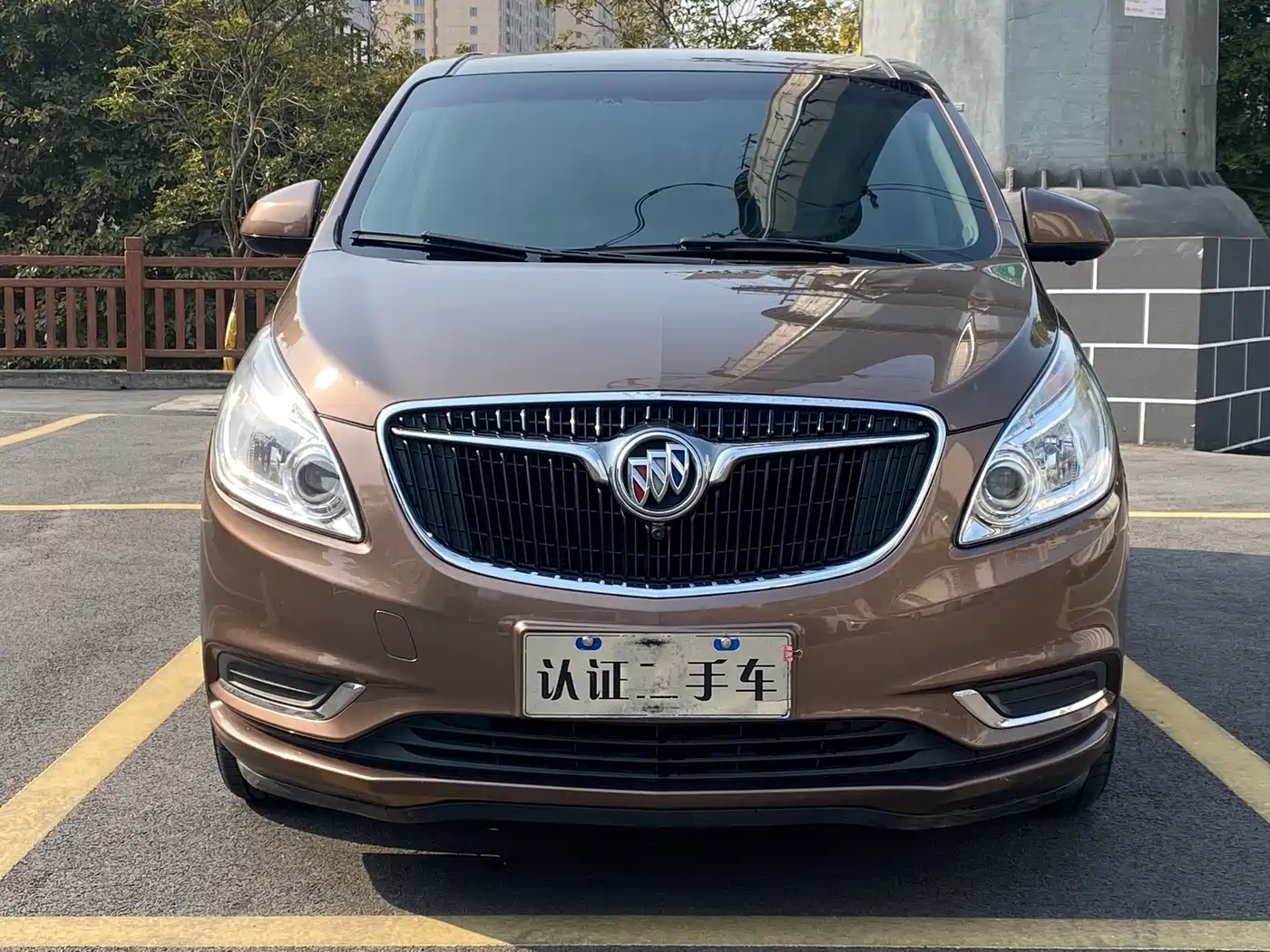 Buick GL8 2018 28T Comfort China VI фото 2
