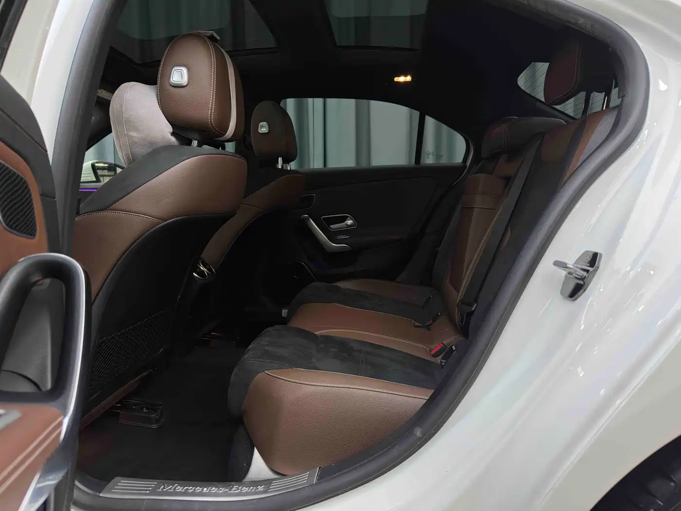 Mercedes-Benz A-Class 2019 A 200 L Sport Sedan фото 9