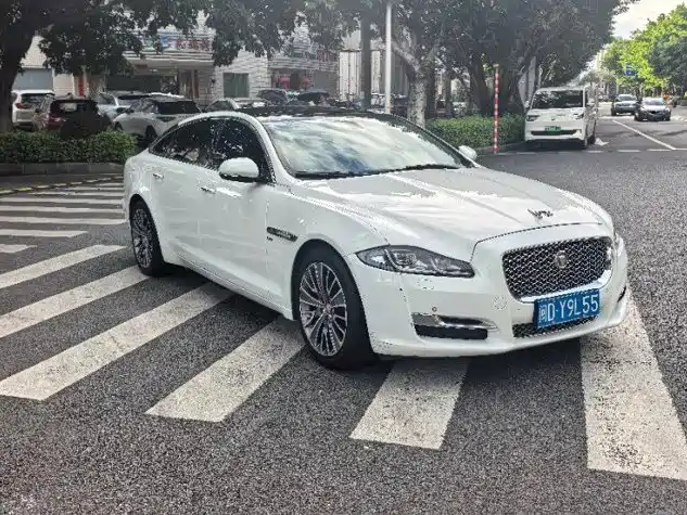 Jaguar XJ 2017 2016 XJL 3.0 SC 2WD Elegance Business Edition
