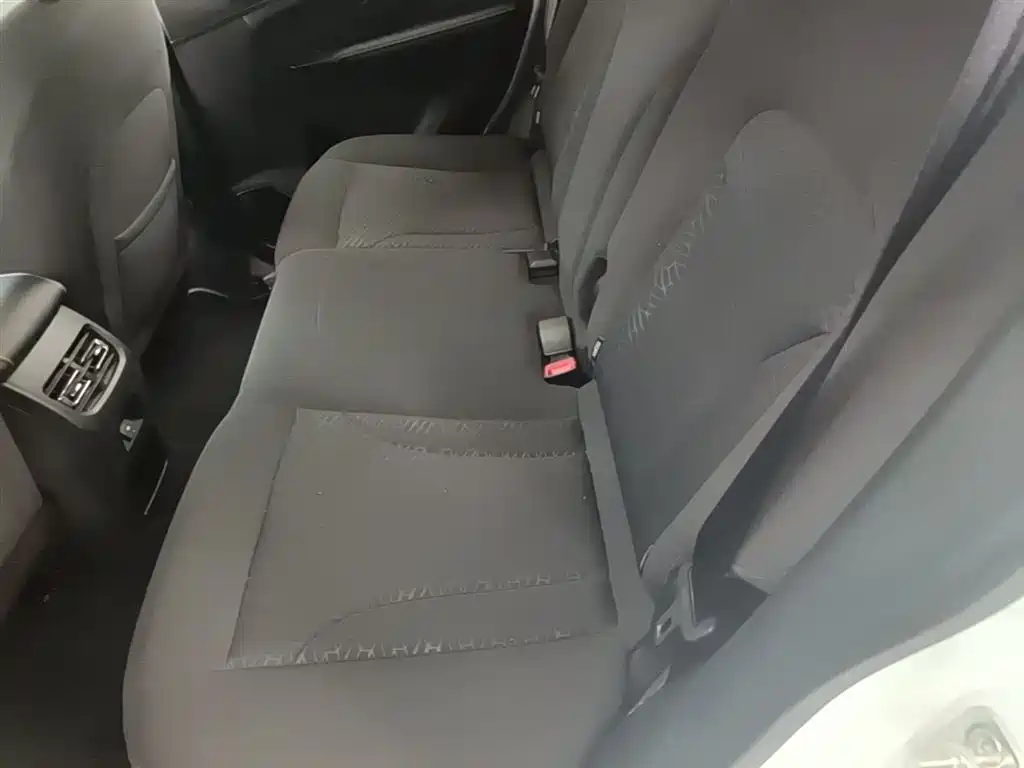 Haval M6 2023 PLUS 1.5T DCT Elite Smart Connect фото 17