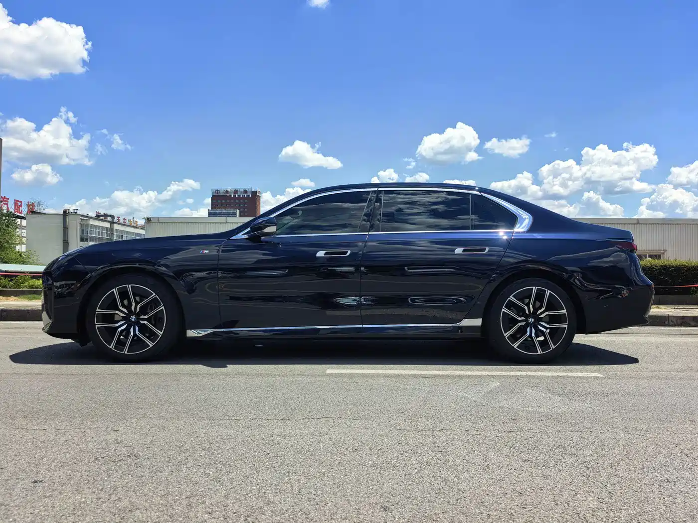 BMW 7 Series 2023 2023 Model 735Li M Sport Package
