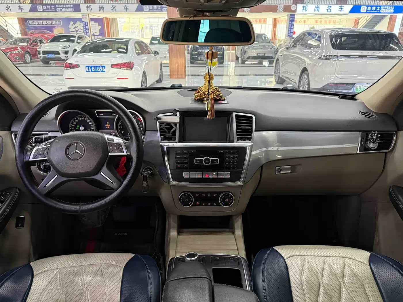Mercedes-Benz M-Class 2014 ML 320 4MATIC фото 10