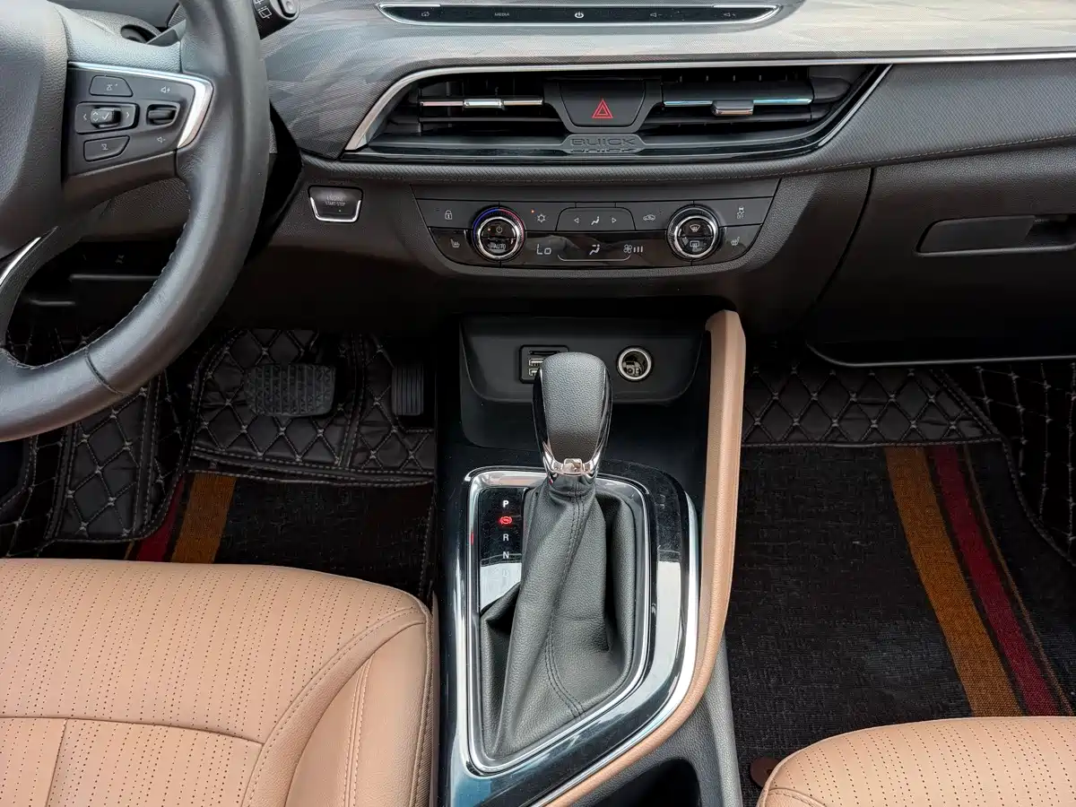 Buick GL6 2022 2021 323T Mild Hybrid Connected Luxury