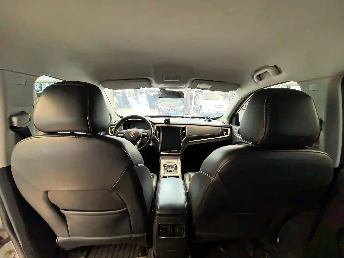 ROEWE RX5 NEW ENERGY