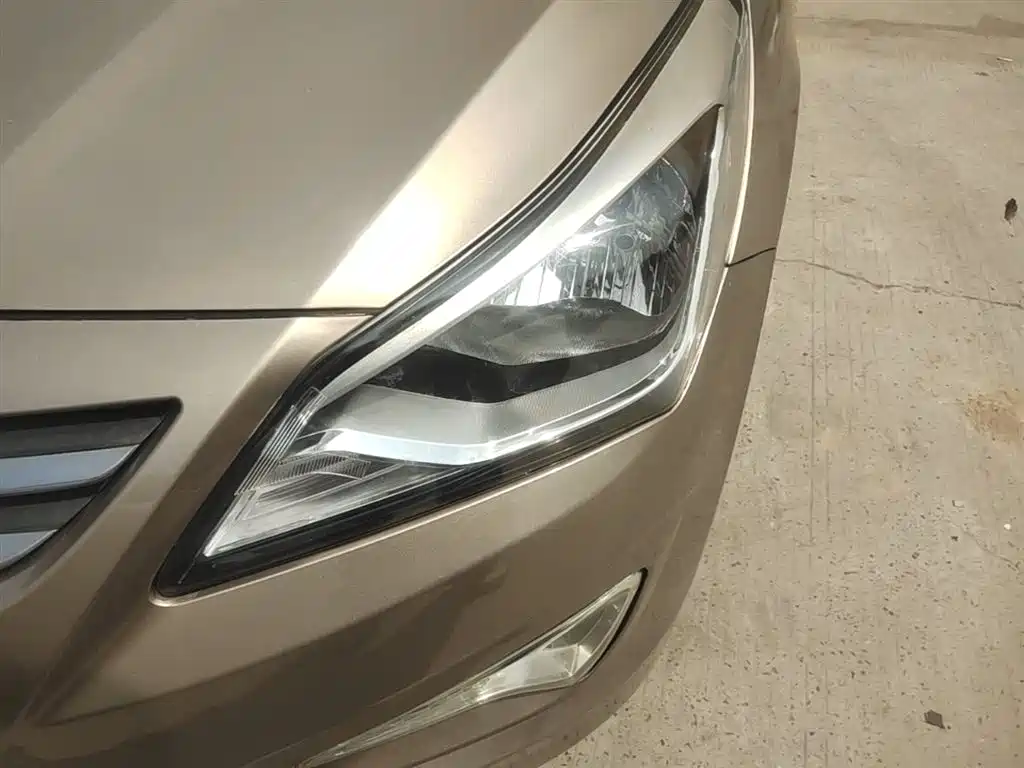 Hyundai Verna 2016 1.4L Automatic Smart GLS фото 24