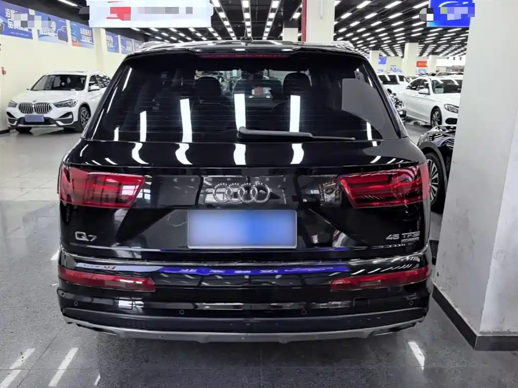 Audi Q7 2018 40 TFSI Comfort фото 6