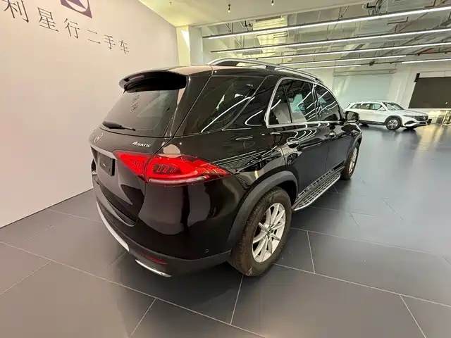 Mercedes-Benz GLE 2021 GLE 350 4MATIC Dynamic — фото 4
