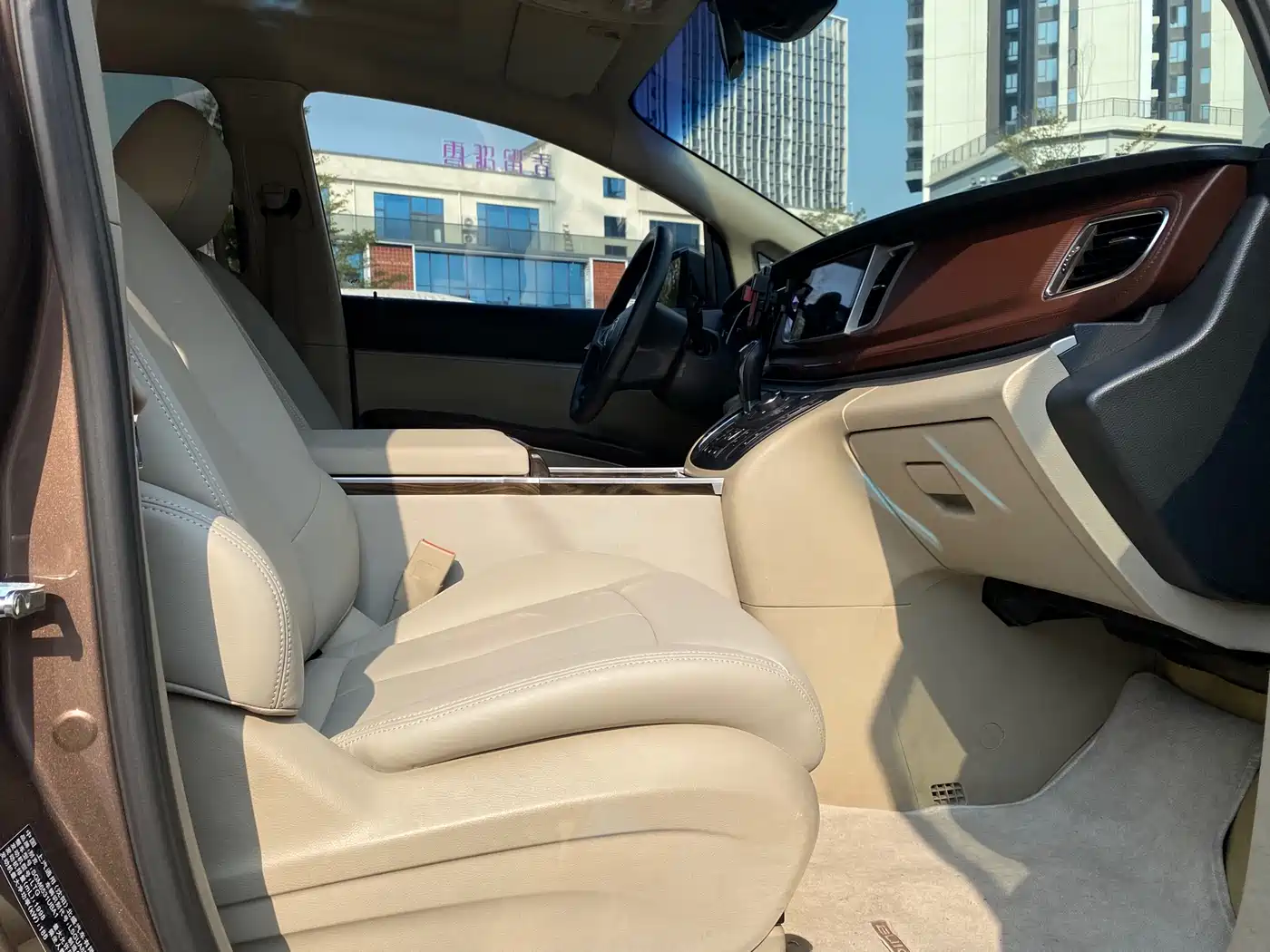 Buick GL8 2018 28T Comfort China VI фото 13