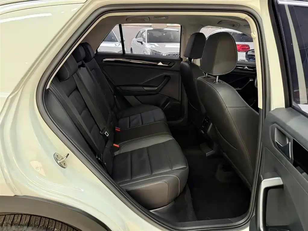 Volkswagen T-ROC 2022 280TSI DSG 2WD Comfort PLUS фото 22