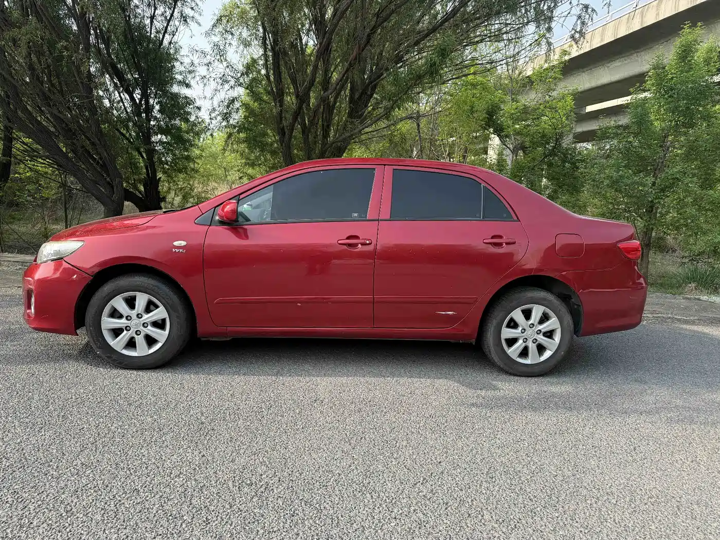 Toyota Corolla 2011 Model 1.6L Automatic GL Sunroof фото 10