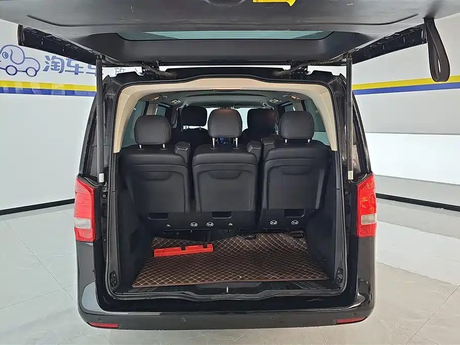 Mercedes-Benz Vito 2020 2.0T Elite Edition (7-seater) фото 4