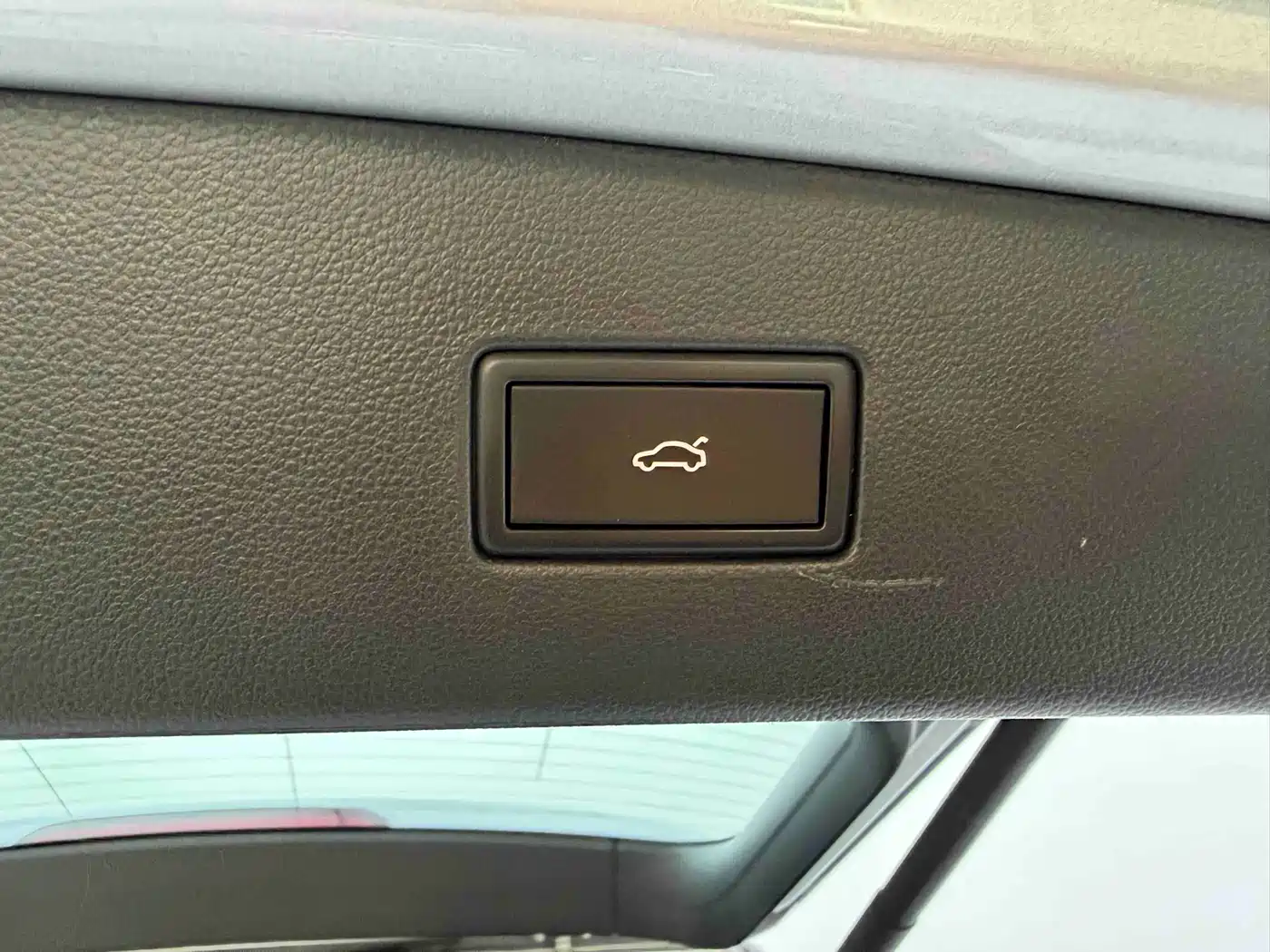 Volkswagen Tiguan L 2022 330TSI Automatic 2WD Smart Edition фото 24