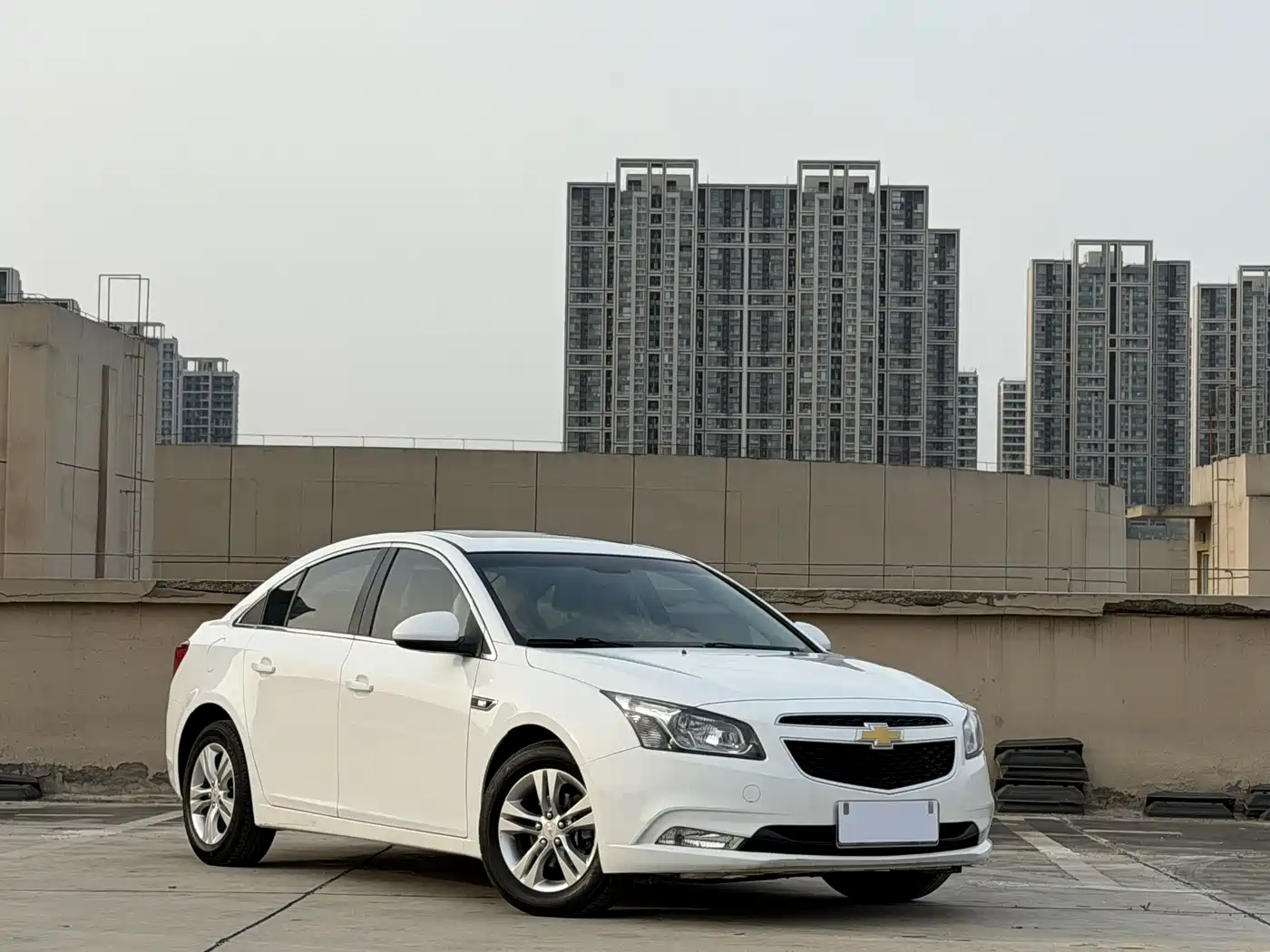 Chevrolet Cruze 2015 1.5L Classic SE MT фото 3