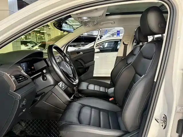 Volkswagen Tharu 2022 280TSI 2WD Comfort — фото 2