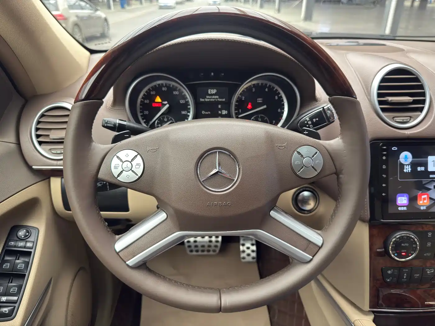 Mercedes-Benz GL-Class фото 6
