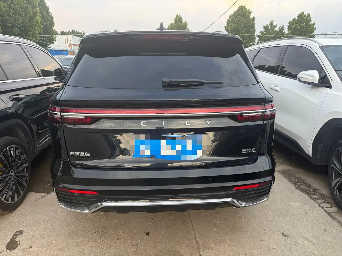Фото 8 - Geely Xingyue L