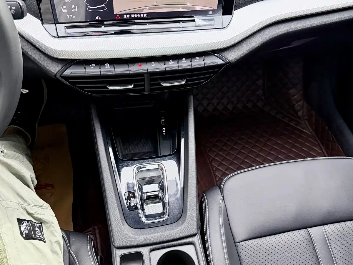Škoda Octavia 2024 2023 Facelift PRO TSI280 Luxury Edition