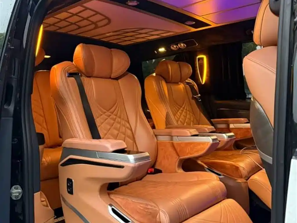 Mercedes-Benz Vito 2021 2.0T Elite 7-Seater фото 6