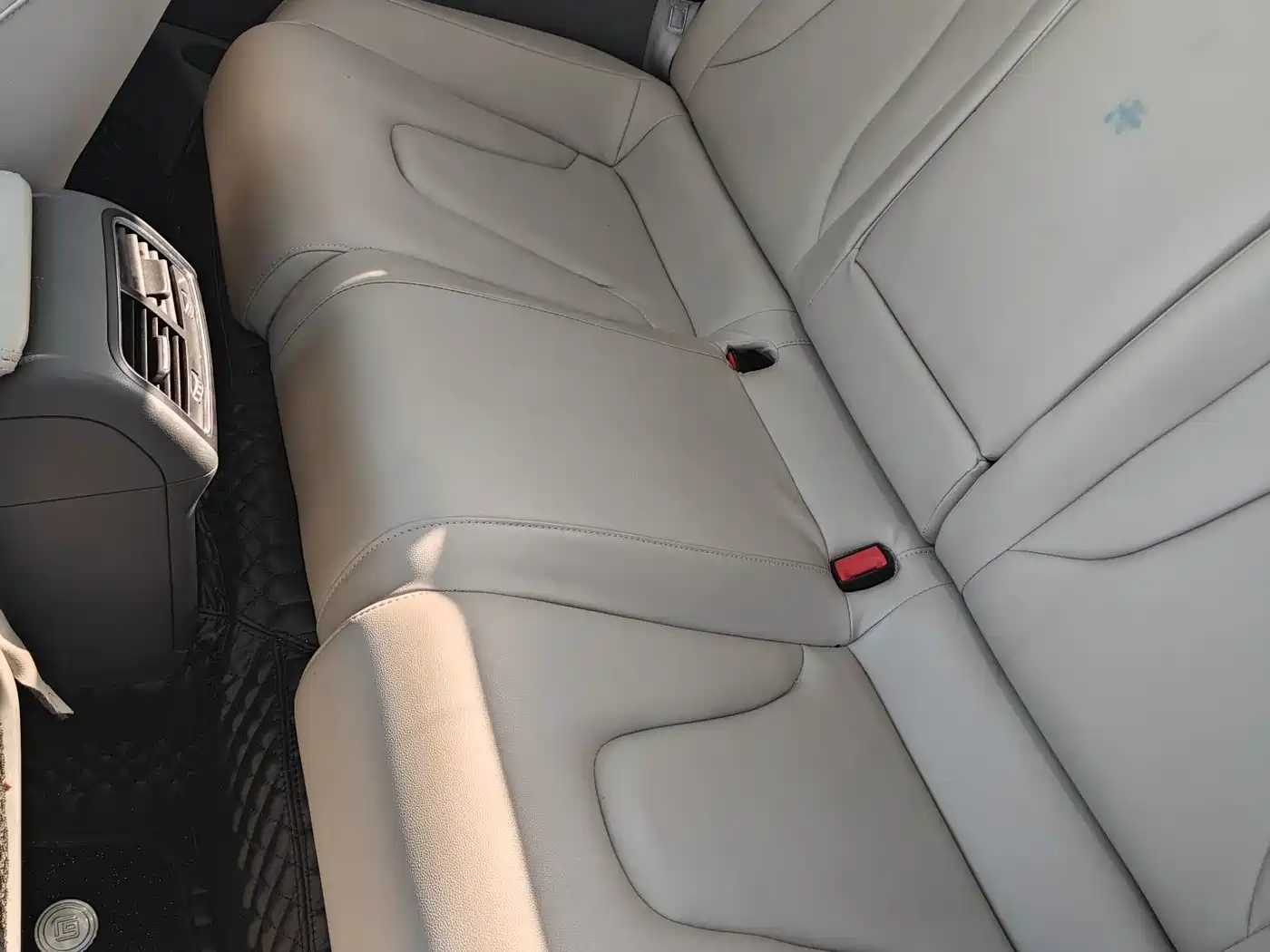 Audi A5 (Import) 2012 2.0TFSI Coupe фото 11