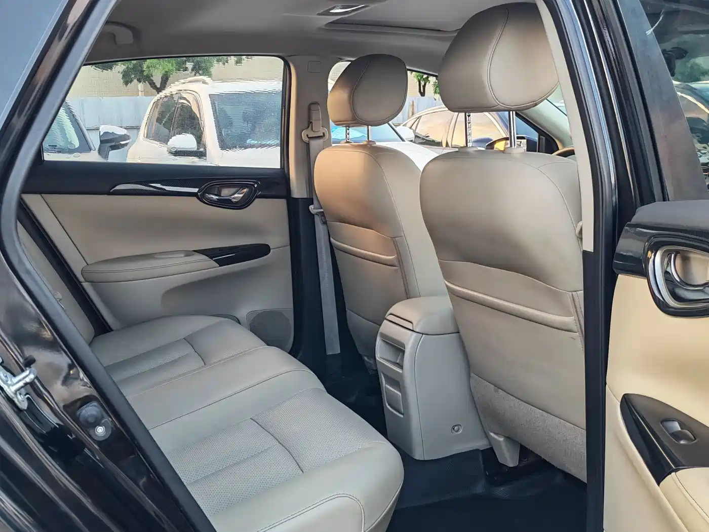 Фото 7 - Nissan Sylphy