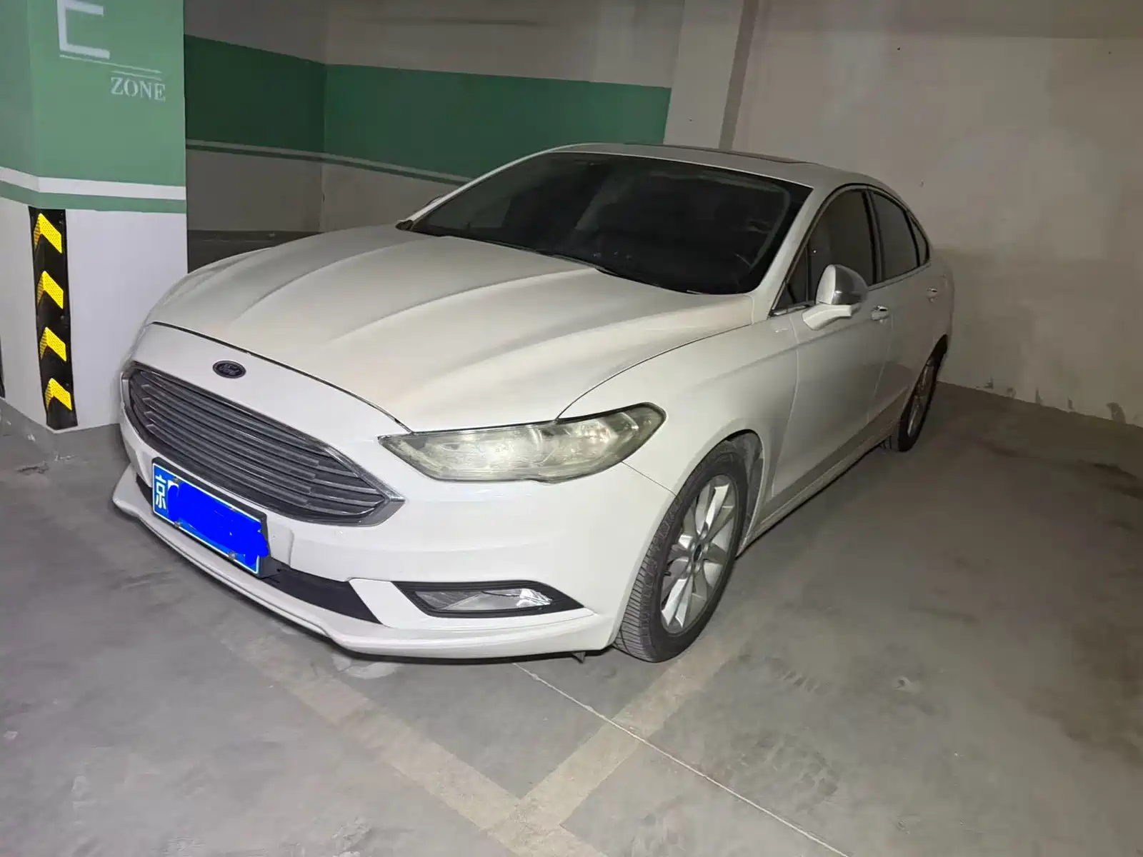 Фото 1 - Ford Mondeo