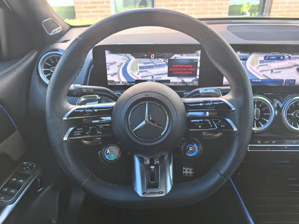 Mercedes-Benz GLB AMG 2026 2024 AMG GLB 35 4MATIC