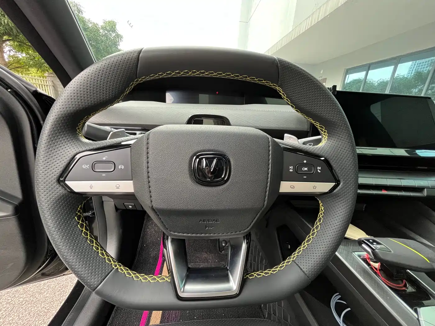 CHANGAN UNI-V