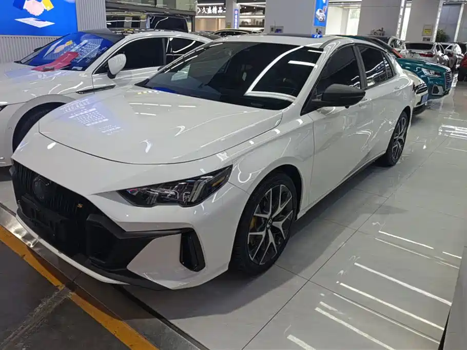 GAC Trumpchi Emkoo 2023 270T DCT J15 Edition