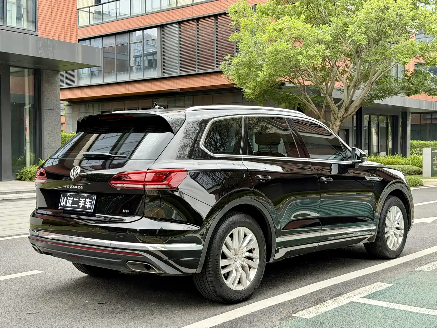 Volkswagen Touareg 2019 2.0TSI Sharp Wing Edition China VI фото 11