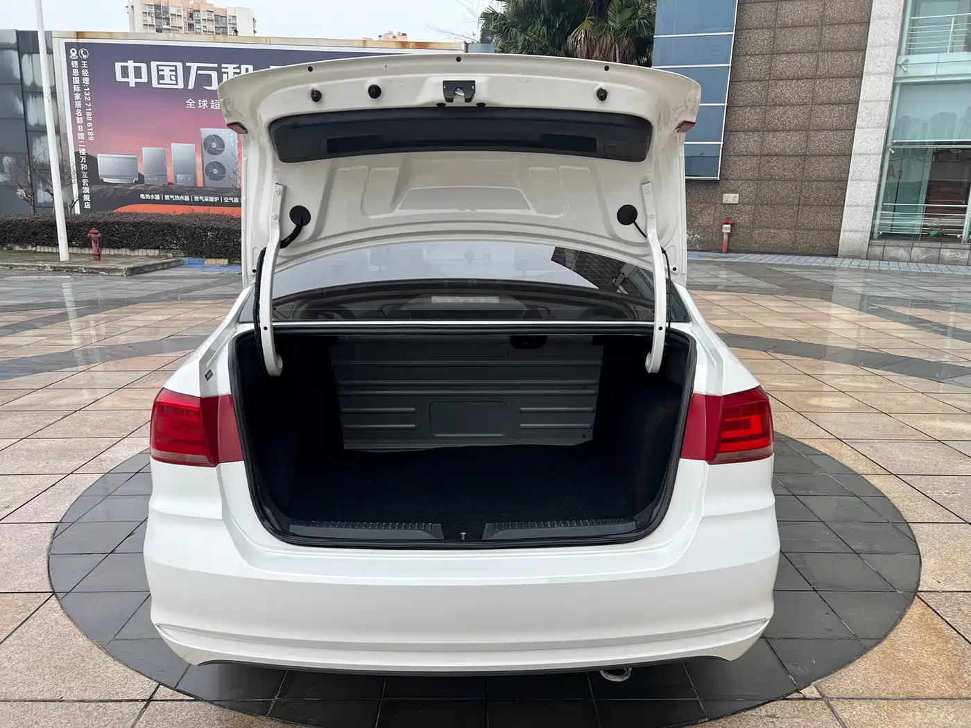 Volkswagen Santana 2016 1.6L Automatic Trend Edition фото 19