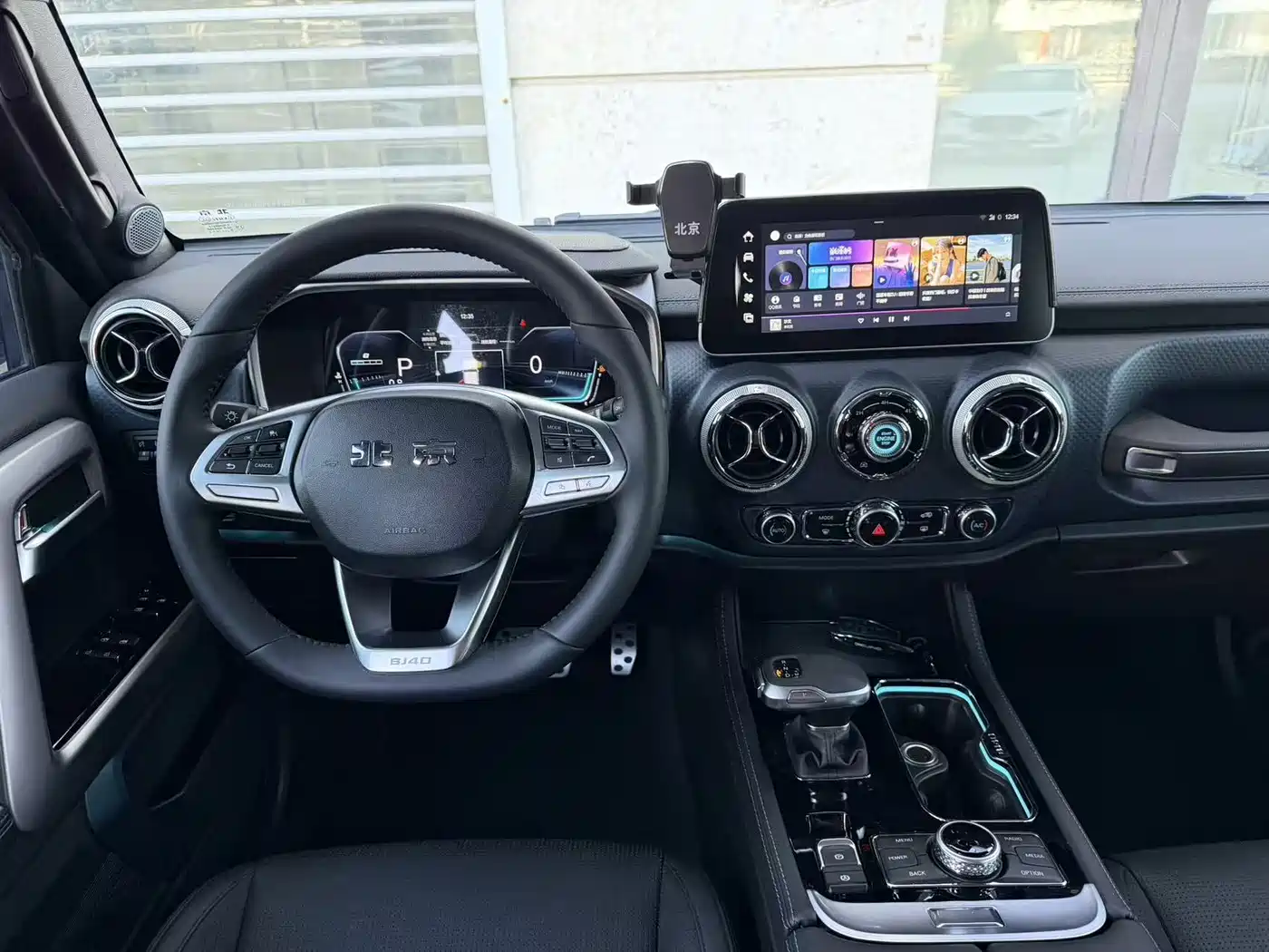 BAIC ORV Beijing Offroad BJ40 2024 2.0T Urban Hunter Glory Edition фото 10
