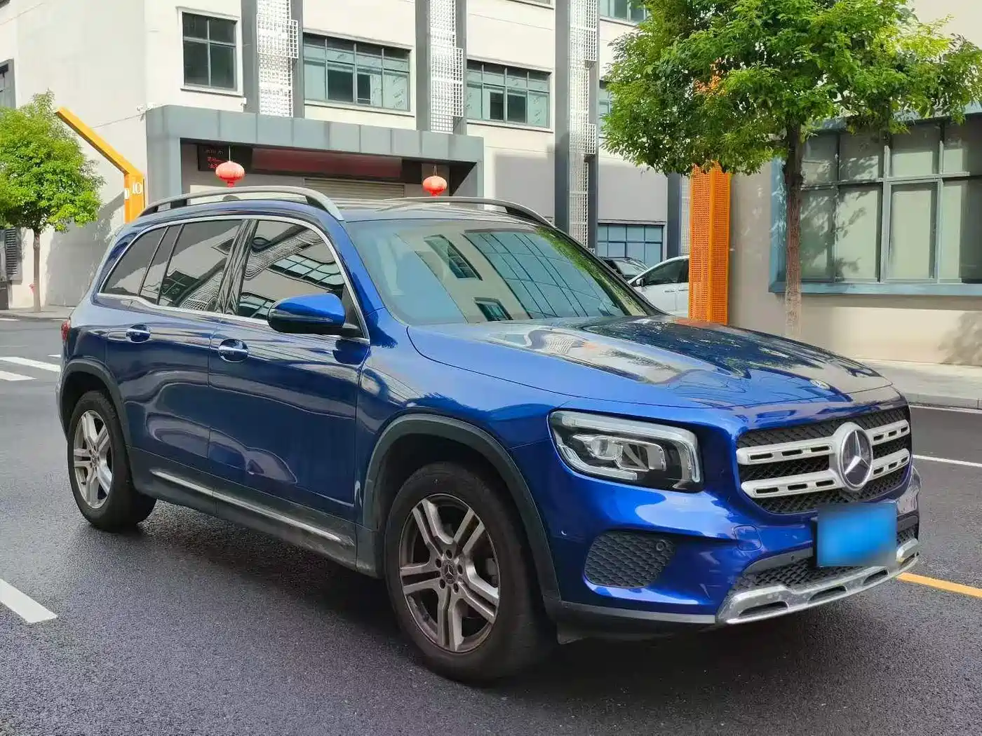 Фото 3 - Mercedes-Benz GLB
