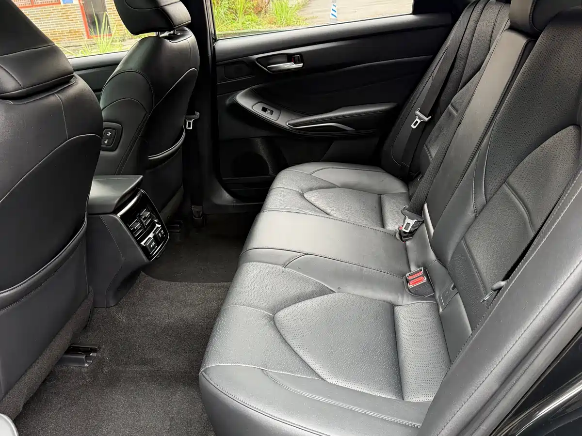 Toyota Avalon 2019 2.0L XLE Premium Edition (China VI) фото 13