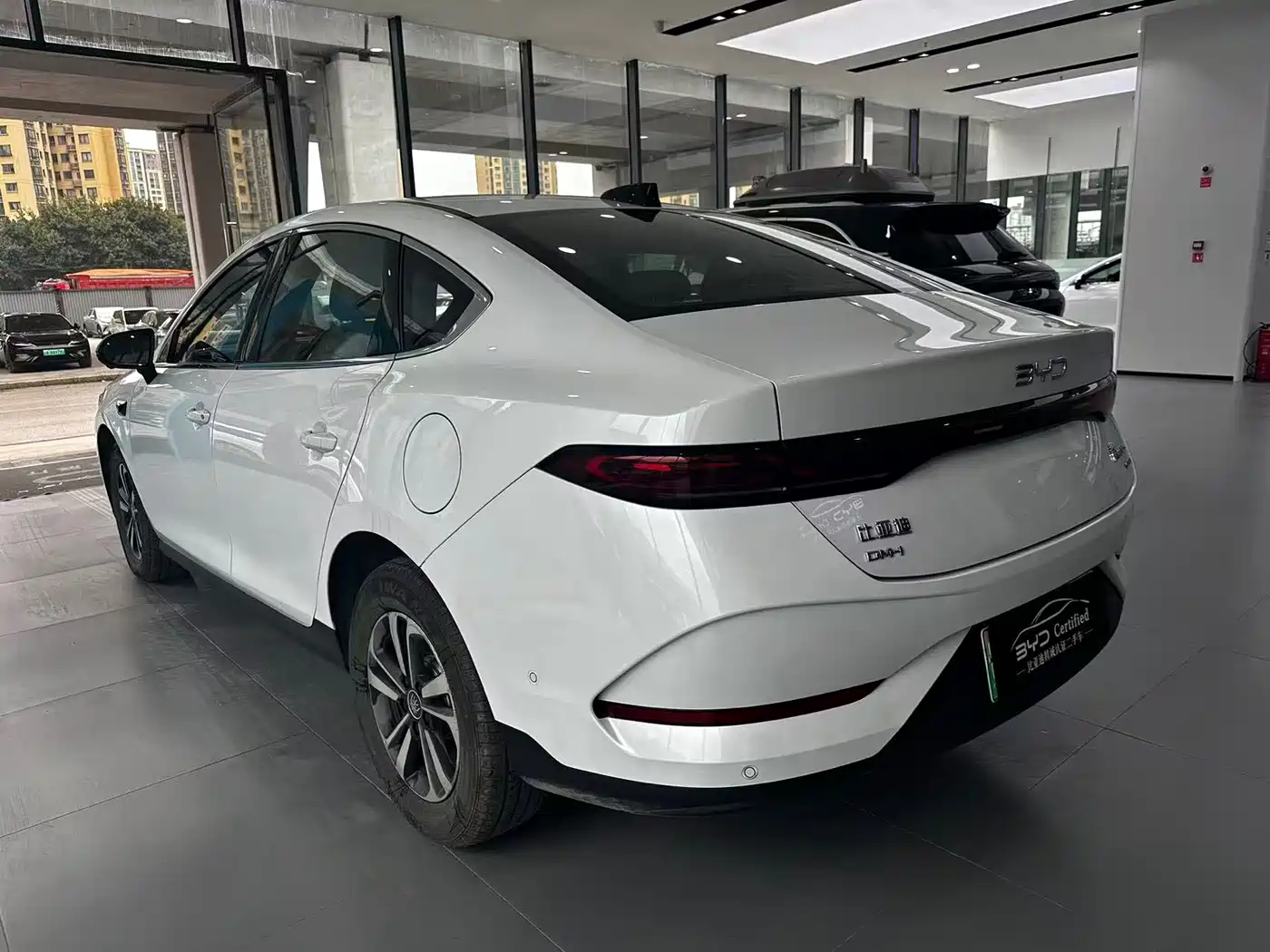 BYD Qin PLUS 2025 DM-i Smart Drive Edition 120KM Surpassing Type фото 15