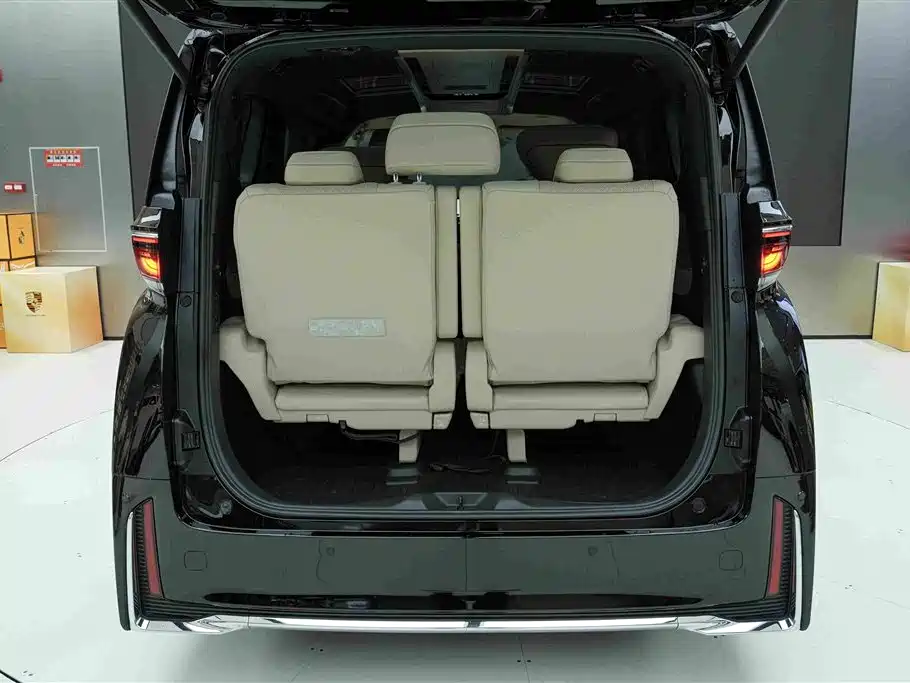 Toyota Vellfire 2025 2024 Crown Hybrid 2.5L Premium Edition