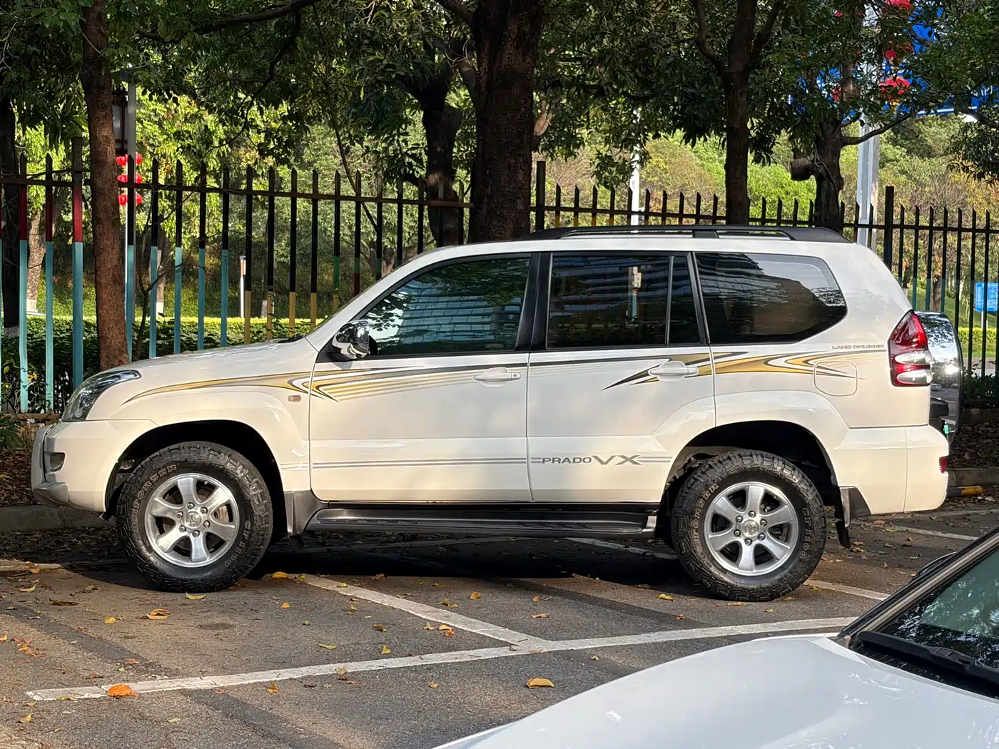 Toyota Prado 2006 4.0L Automatic VX NAVI Edition фото 7
