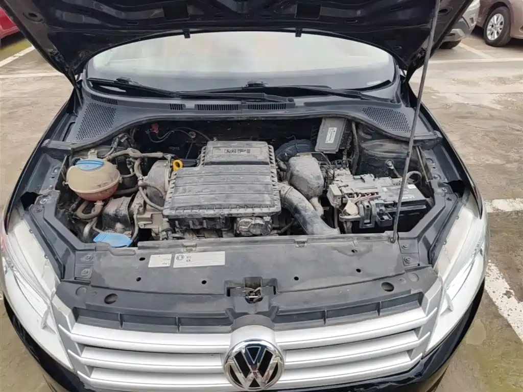 Volkswagen Santana 2015 1.4L Manual Trend Edition фото 20