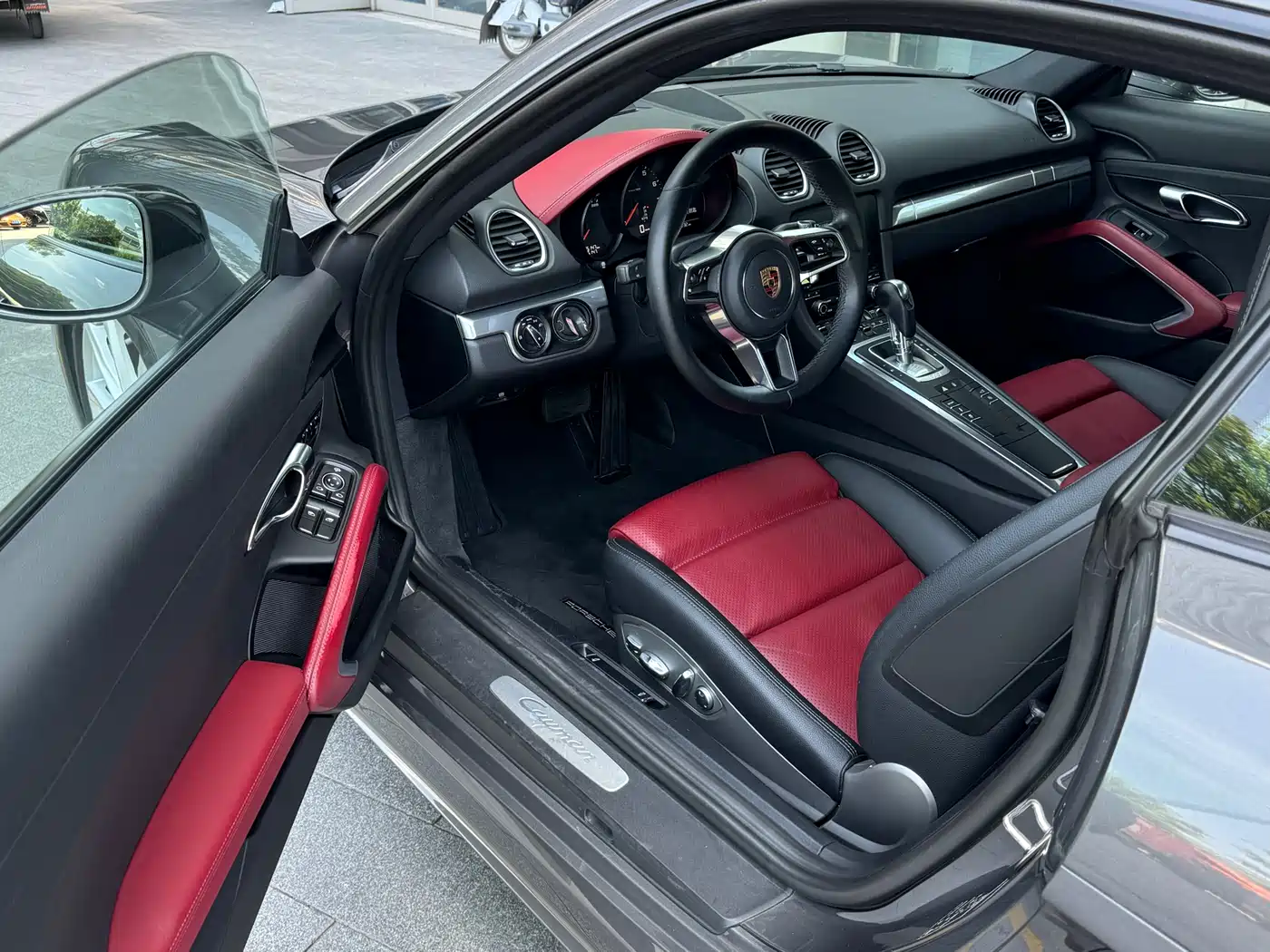 Porsche 718 2016 Cayman 2.0T фото 13